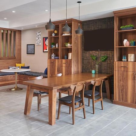 Four Points By Sheraton Chicago Шаумбърг Екстериор снимка