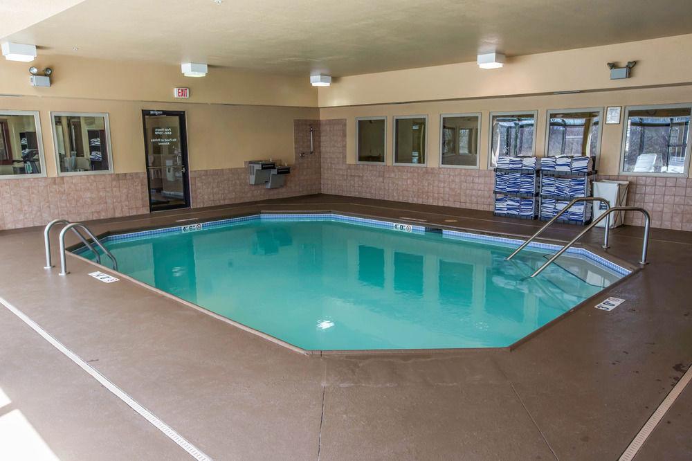 Four Points By Sheraton Chicago Шаумбърг Екстериор снимка